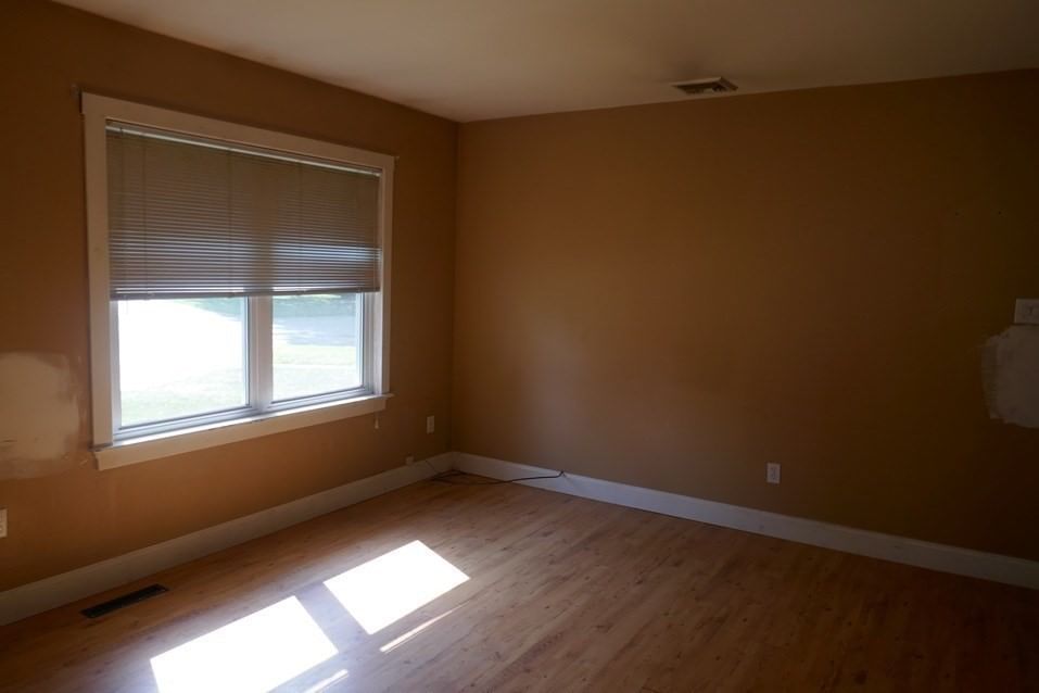 62 Homeland Dr Whitman — Photo 15 of 36