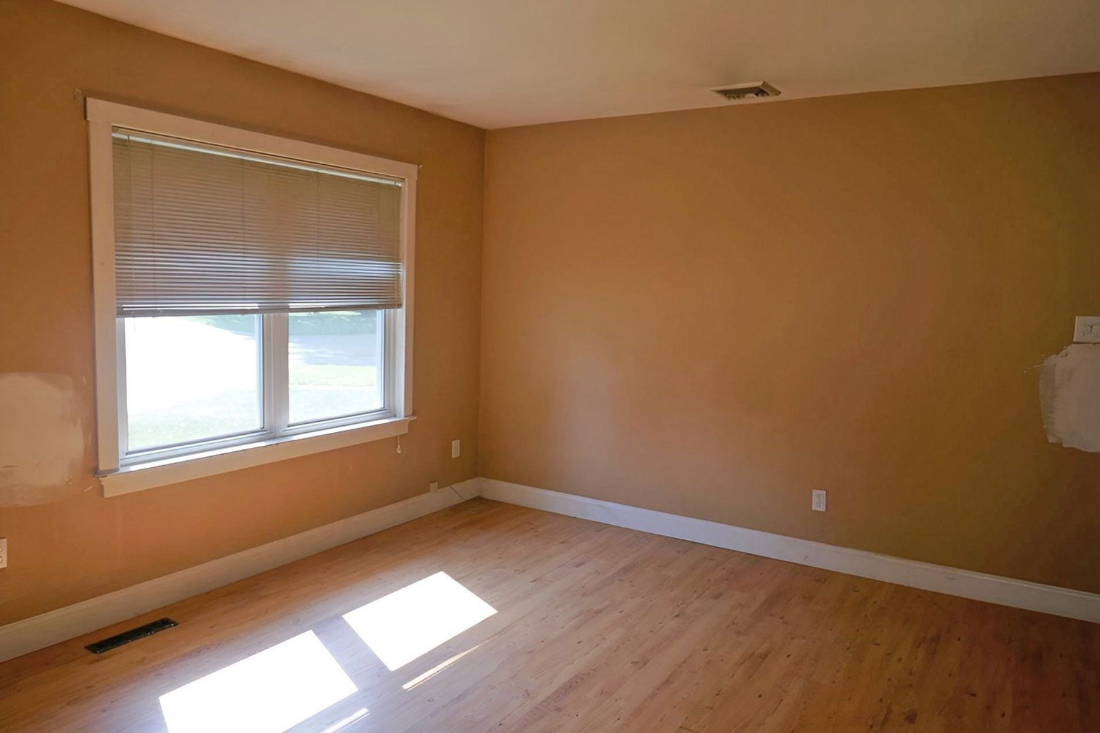 62 Homeland Dr Whitman — Photo 23 of 36