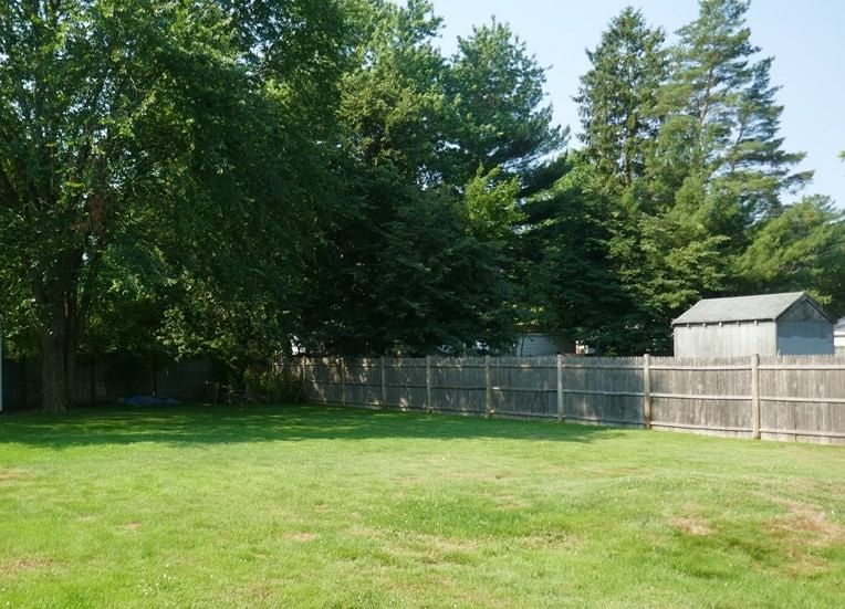 62 Homeland Dr Whitman — Photo 7 of 36