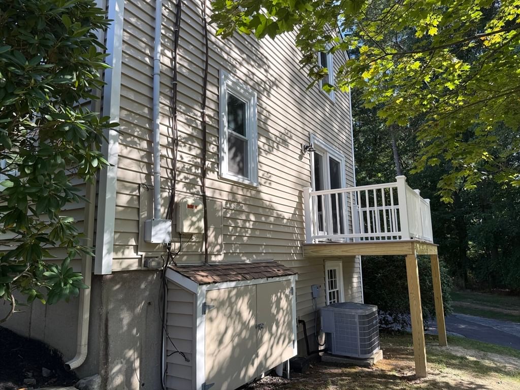 101 Cardinal Lane #101 Tyngsborough — Photo 7 of 33