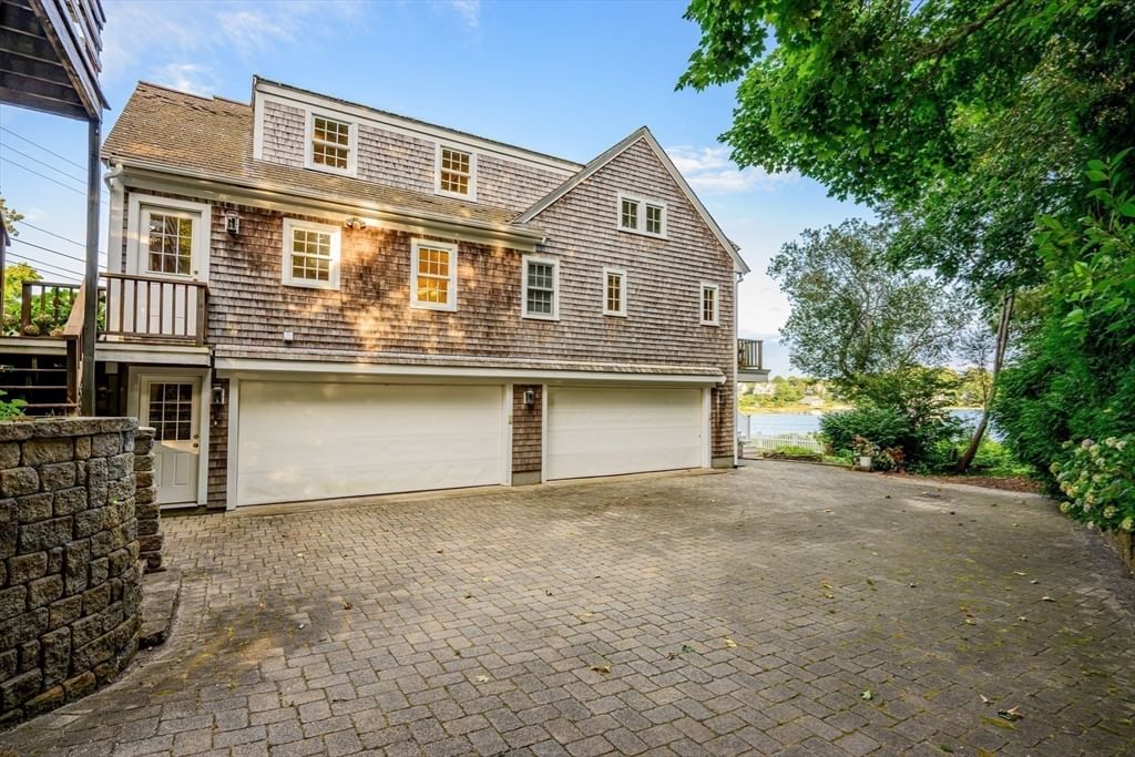 108 Queen Anne Road Chatham — Photo 16 of 21