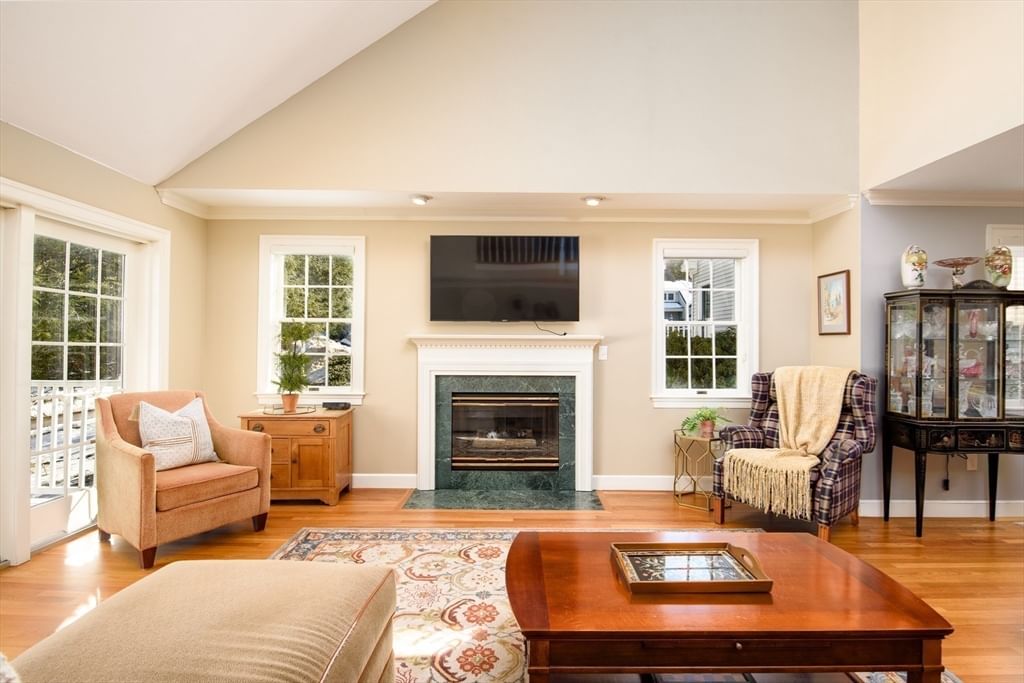 26 Highcroft Way #26 Hopkinton — Photo 6 of 28