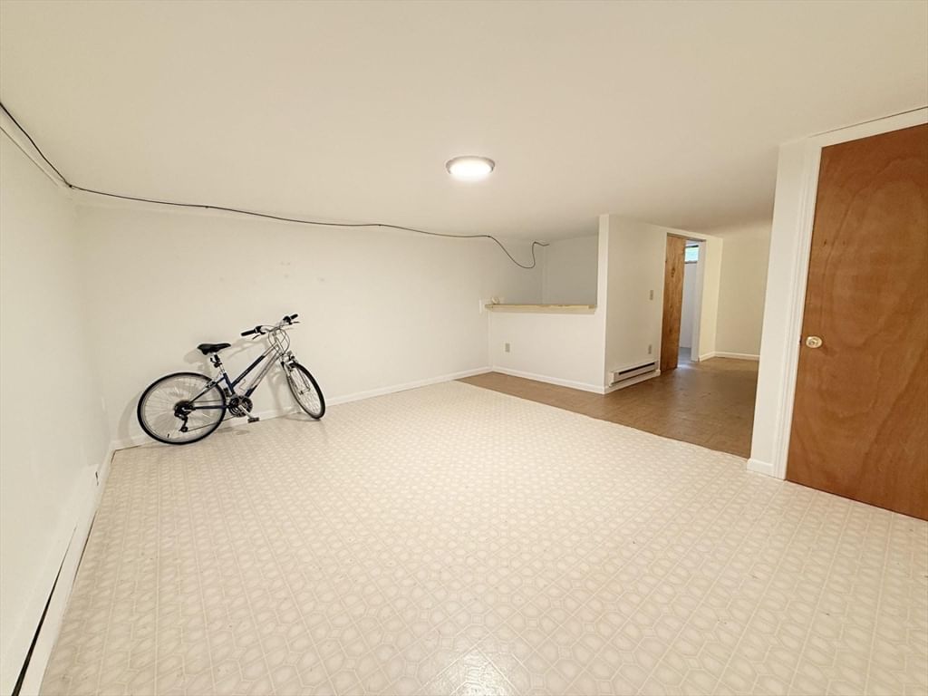 35 Webster Ct #35 Amherst — Photo 10 of 10