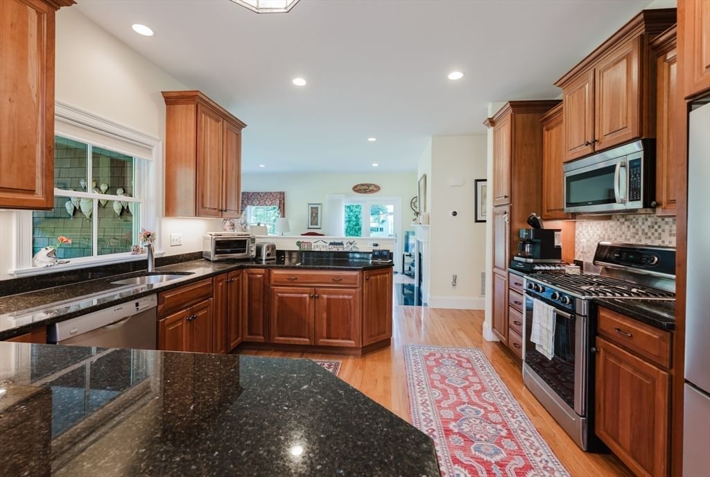 20 Hathaway Pond Circle #20 Rochester — Photo 11 of 38