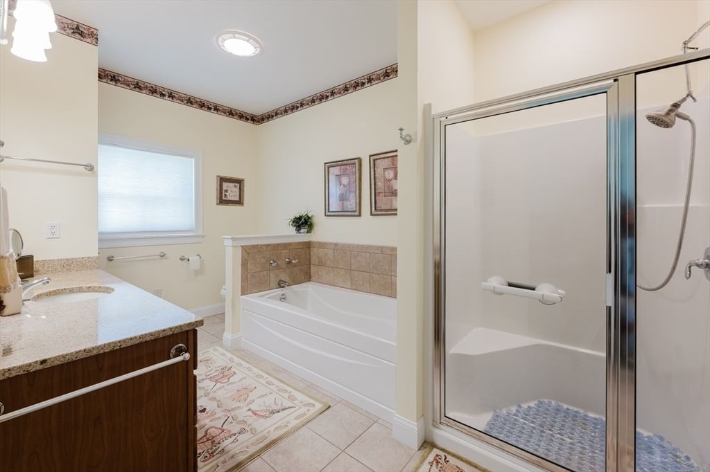 20 Hathaway Pond Circle #20 Rochester — Photo 23 of 38