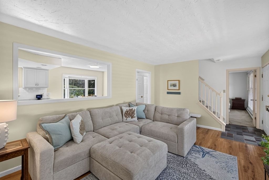 16 Holly Ridge Drive Sandwich — Photo 6 of 42
