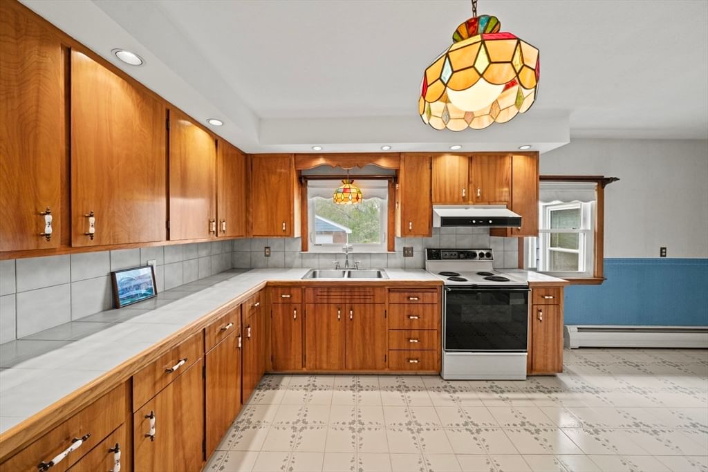 7 Cedarcrest Rd Salem — Photo 10 of 41