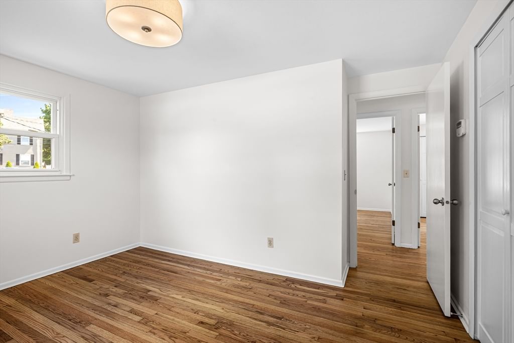 1747 Highland Avenue Fall River — Photo 21 of 35
