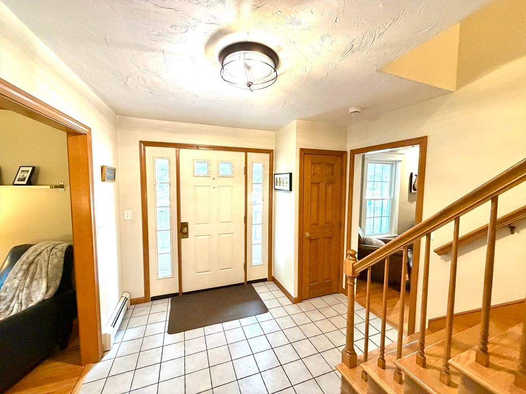 17 Fox Run Road Medway — Photo 9 of 31