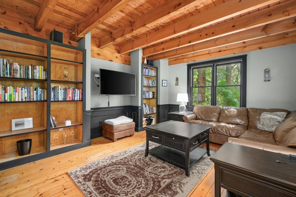 3 Sleepy Hollow Ln Sandwich — Photo 15 of 36