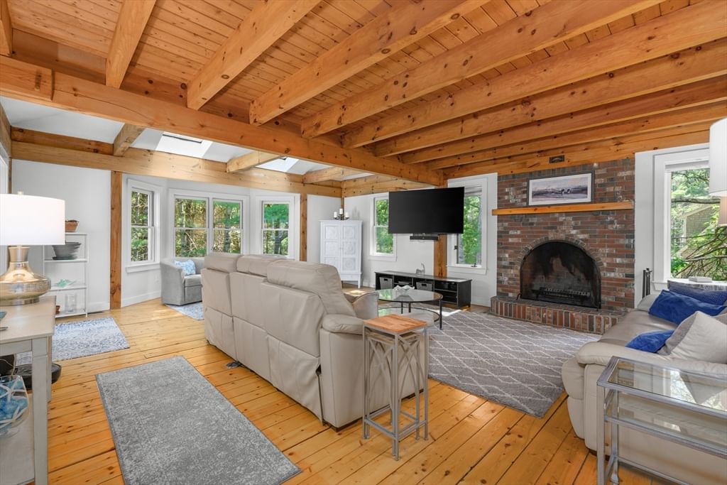 3 Sleepy Hollow Ln Sandwich — Photo 4 of 36