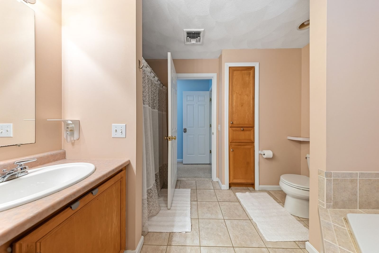 115 Cathedral Drive Attleboro — Photo 23 of 38