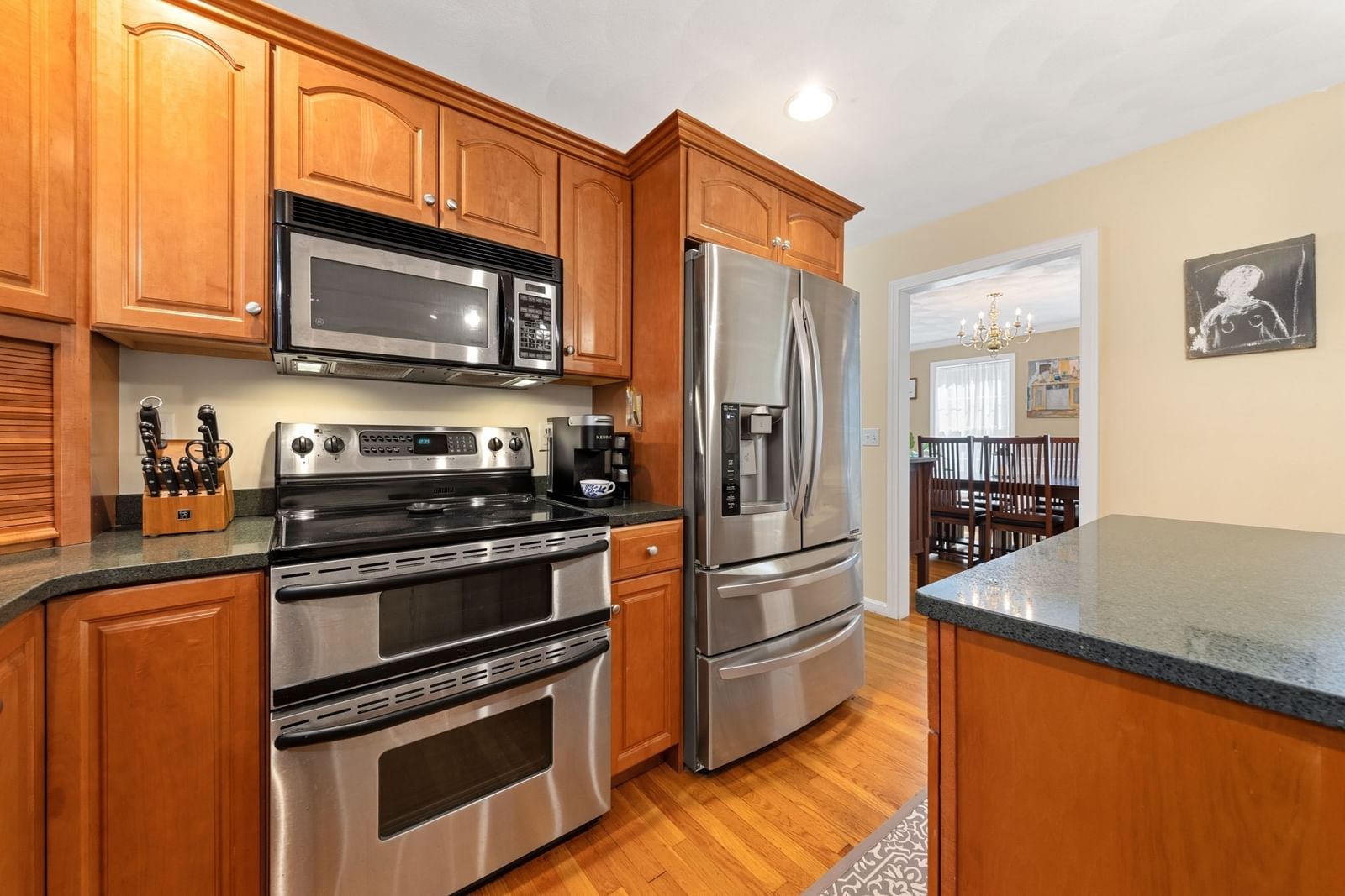 115 Cathedral Drive Attleboro — Photo 9 of 38