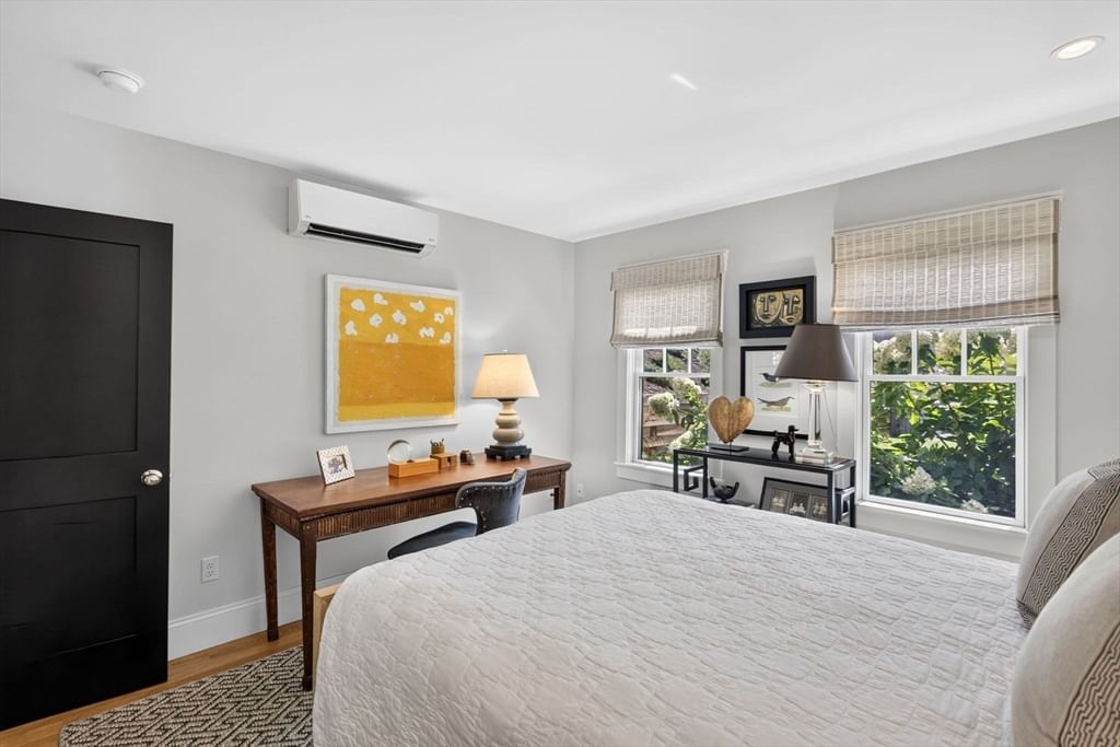 446 Commercial Street #Unit 2 Provincetown — Photo 18 of 39