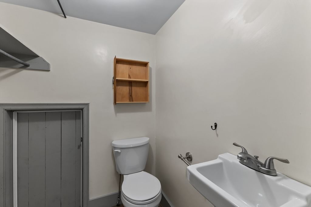 109 Rutherford Rd Oakham — Photo 23 of 42