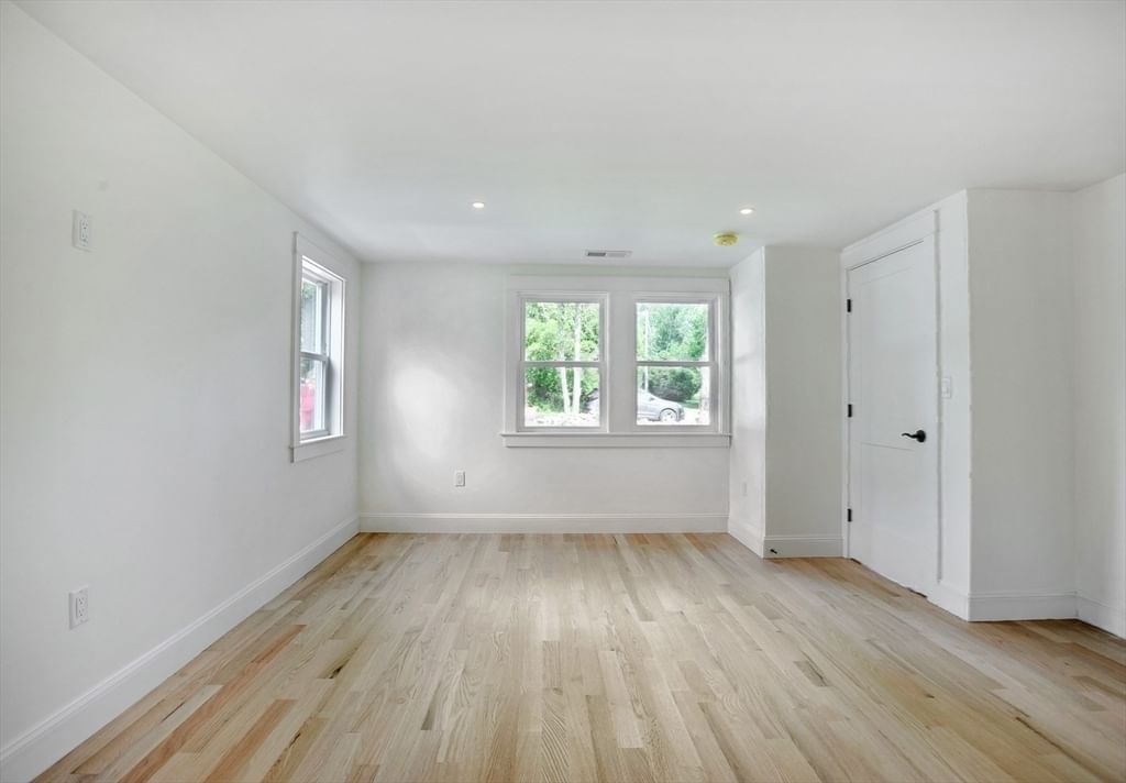 40 Beechwood Street Cohasset — Photo 21 of 26
