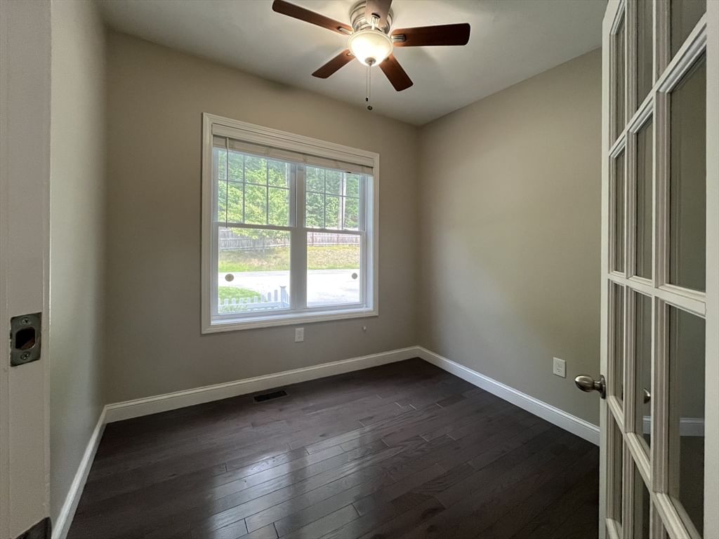 20 Beacon St #20 Shrewsbury — Photo 13 of 30
