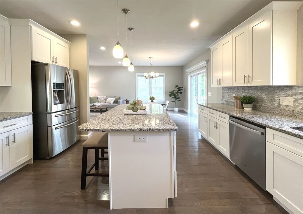 20 Beacon St #20 Shrewsbury — Photo 8 of 30