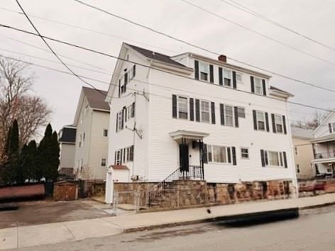 631 Walnut St Fall River — Photo 13 of 39