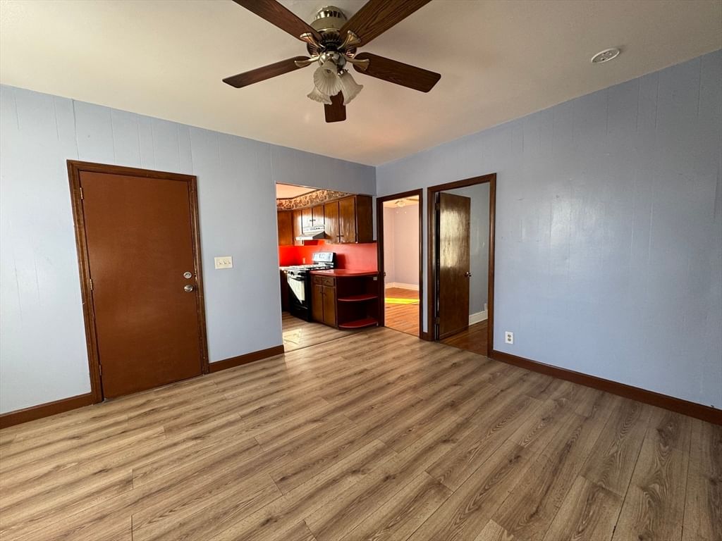 631 Walnut St Fall River — Photo 15 of 39