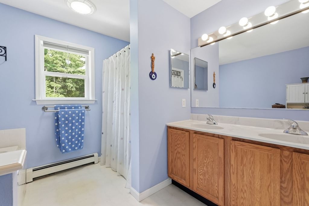 17 Phelps Ln Goshen — Photo 34 of 41