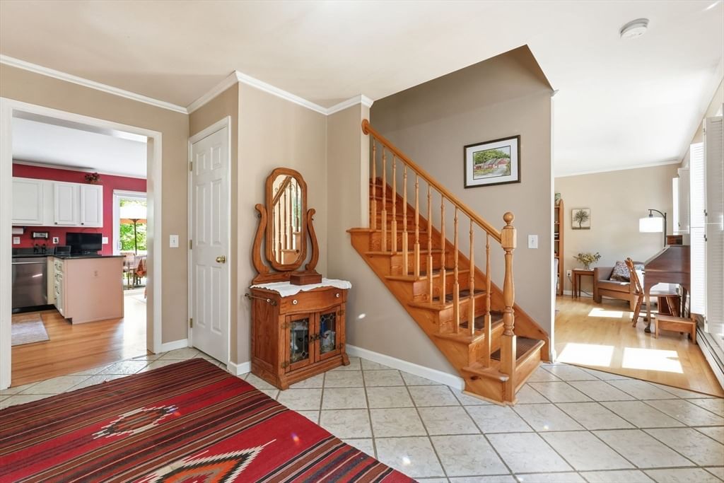 17 Phelps Ln Goshen — Photo 9 of 41