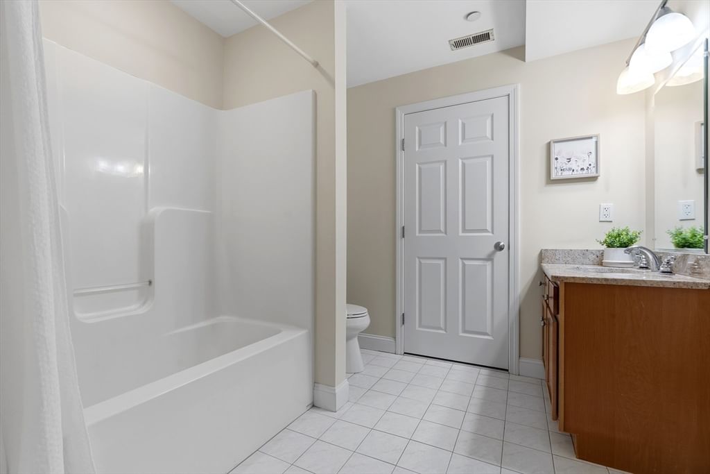 120 Wyllis Ave #310 Everett — Photo 17 of 27