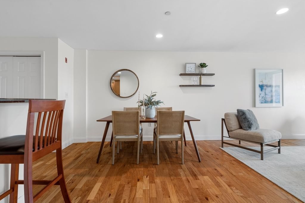120 Wyllis Ave #310 Everett — Photo 5 of 27