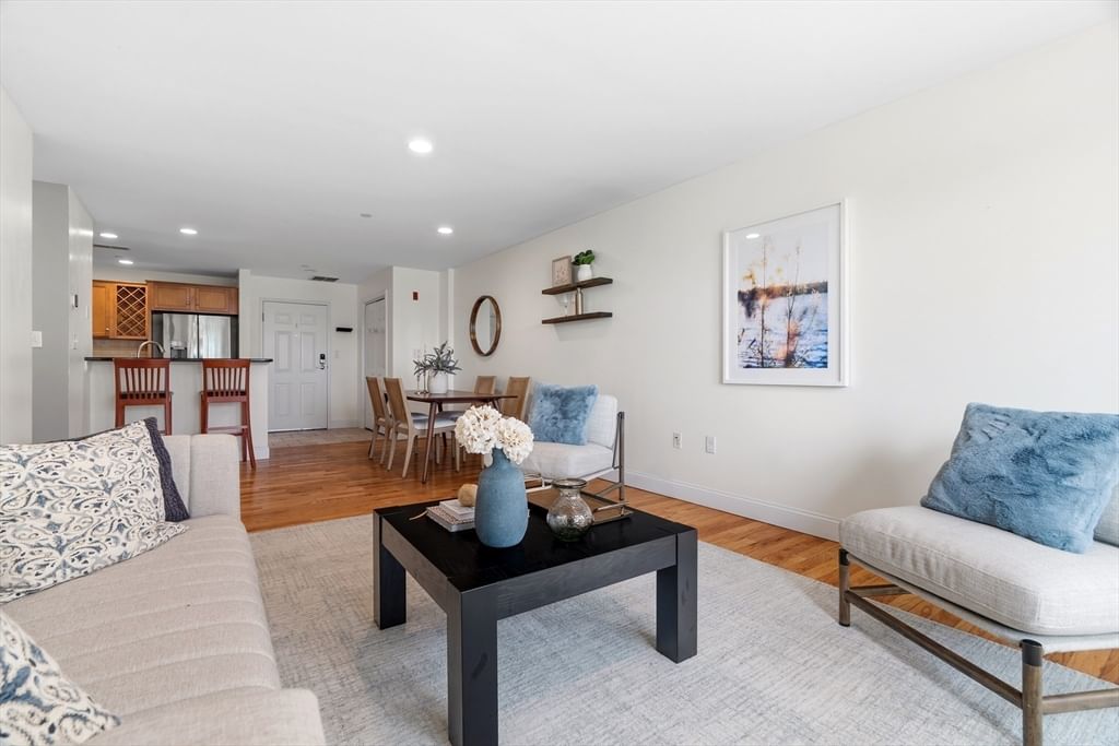 120 Wyllis Ave #310 Everett — Photo 6 of 27
