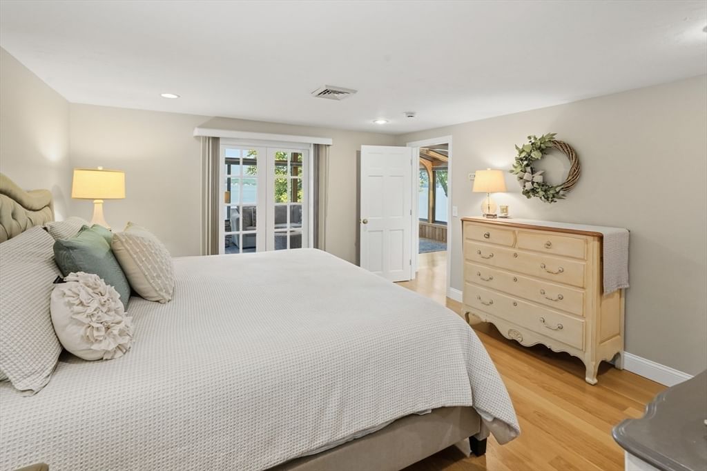 86 Bates Point Rd Webster — Photo 15 of 42