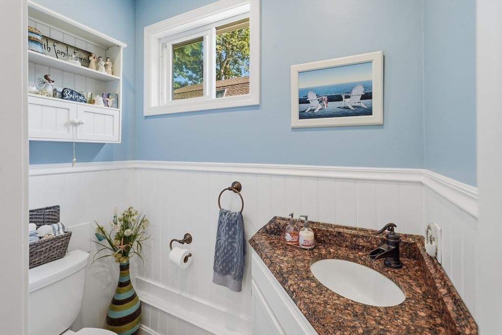 86 Bates Point Rd Webster — Photo 17 of 42