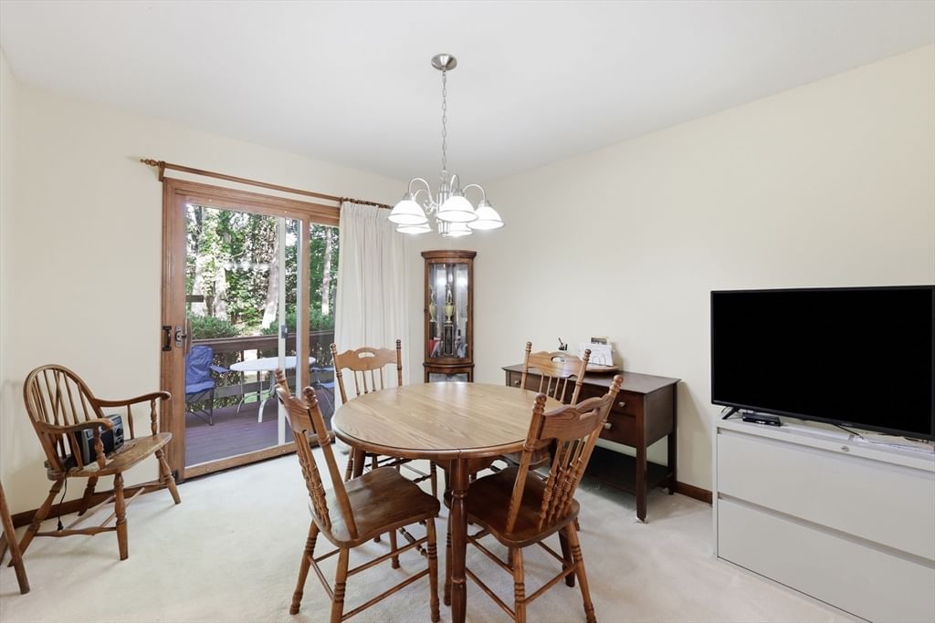 3 Castle Hill Rd #E Agawam — Photo 15 of 41