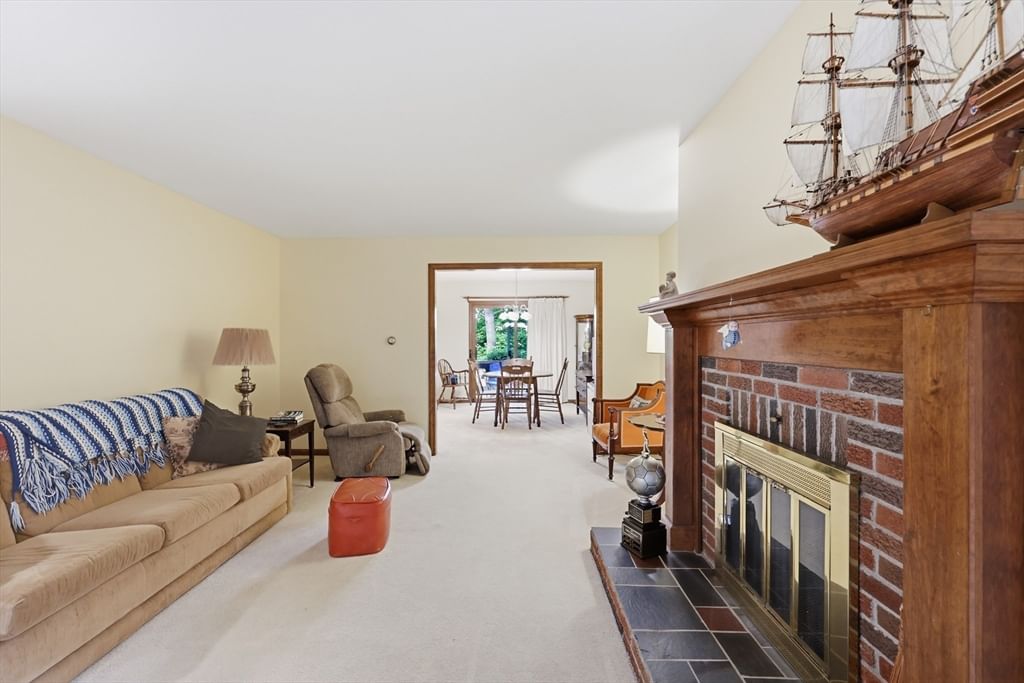 3 Castle Hill Rd #E Agawam — Photo 5 of 41
