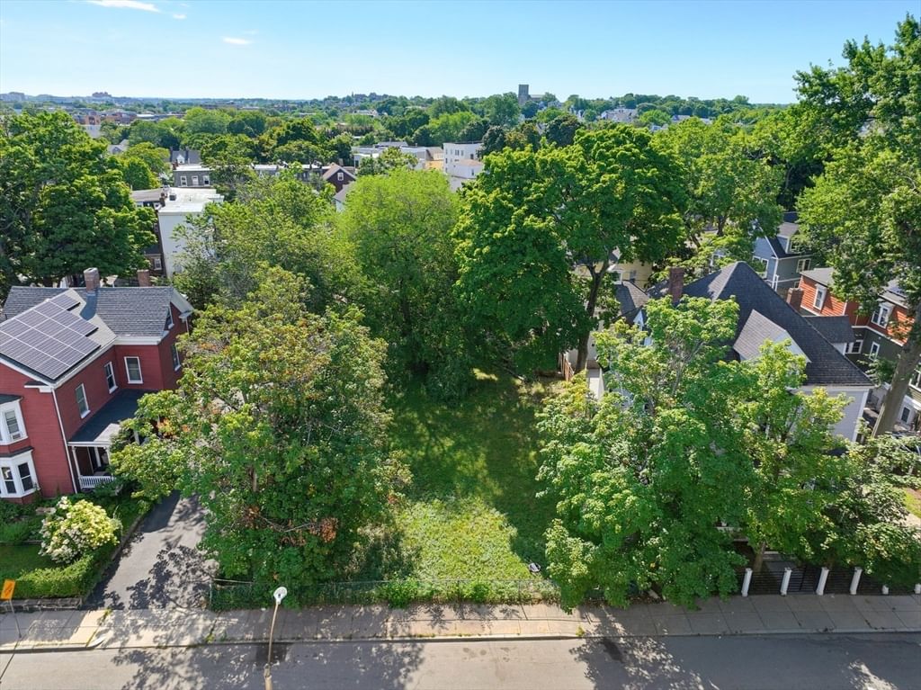 26 & 28 Perrin St Boston — Photo 2 of 25
