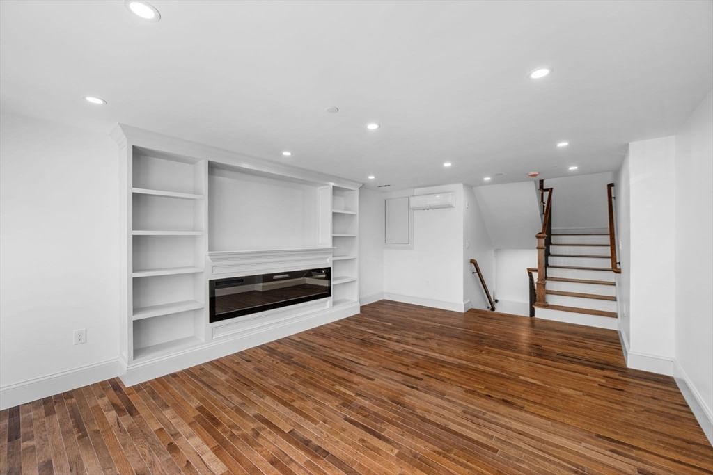 58 Granite Street #4 Gloucester — Photo 10 of 42