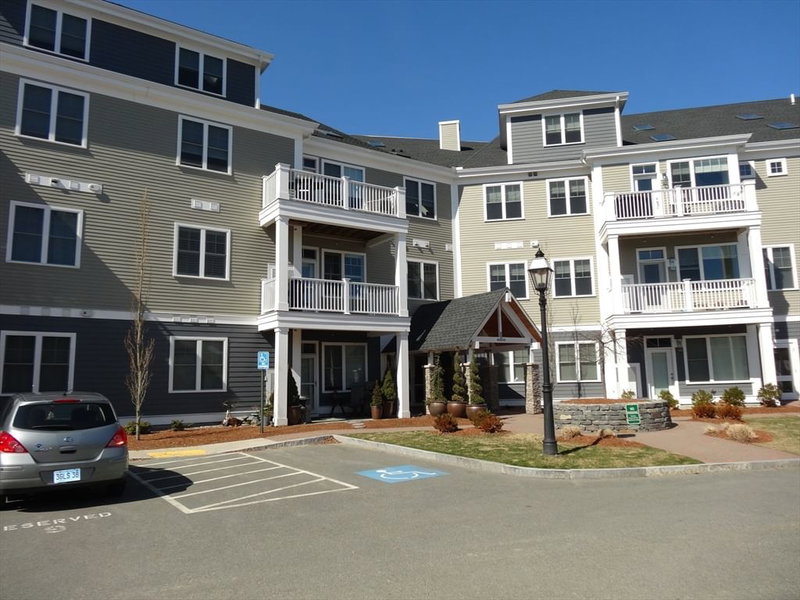 39 Taylor Drive Unit 3008