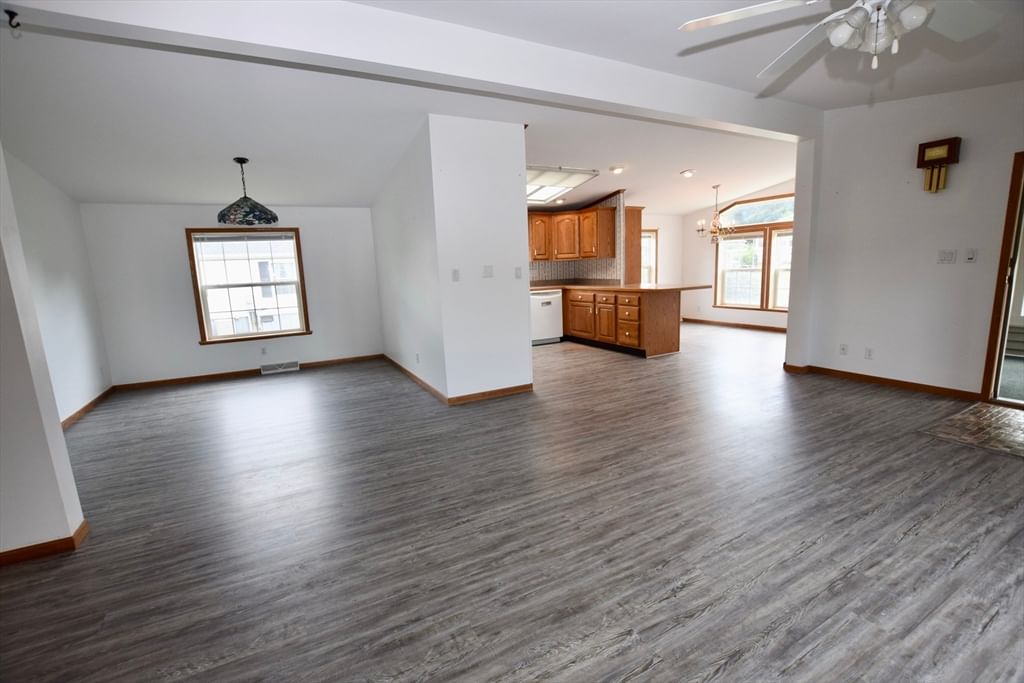 29 Lyn Ln. Middleboro — Photo 12 of 42