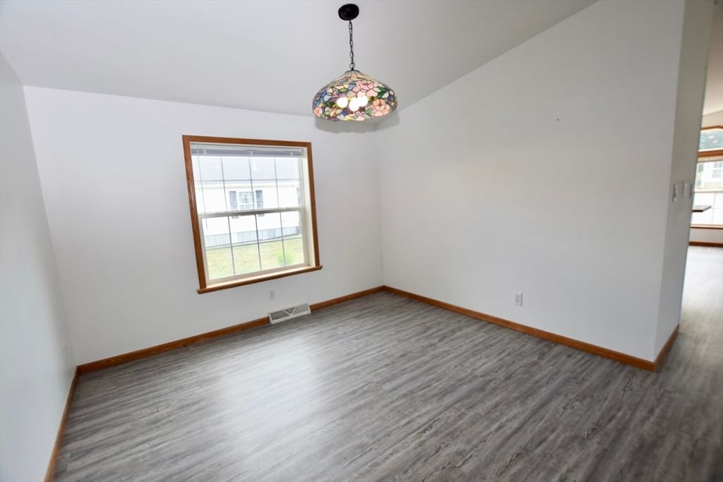 29 Lyn Ln. Middleboro — Photo 14 of 42
