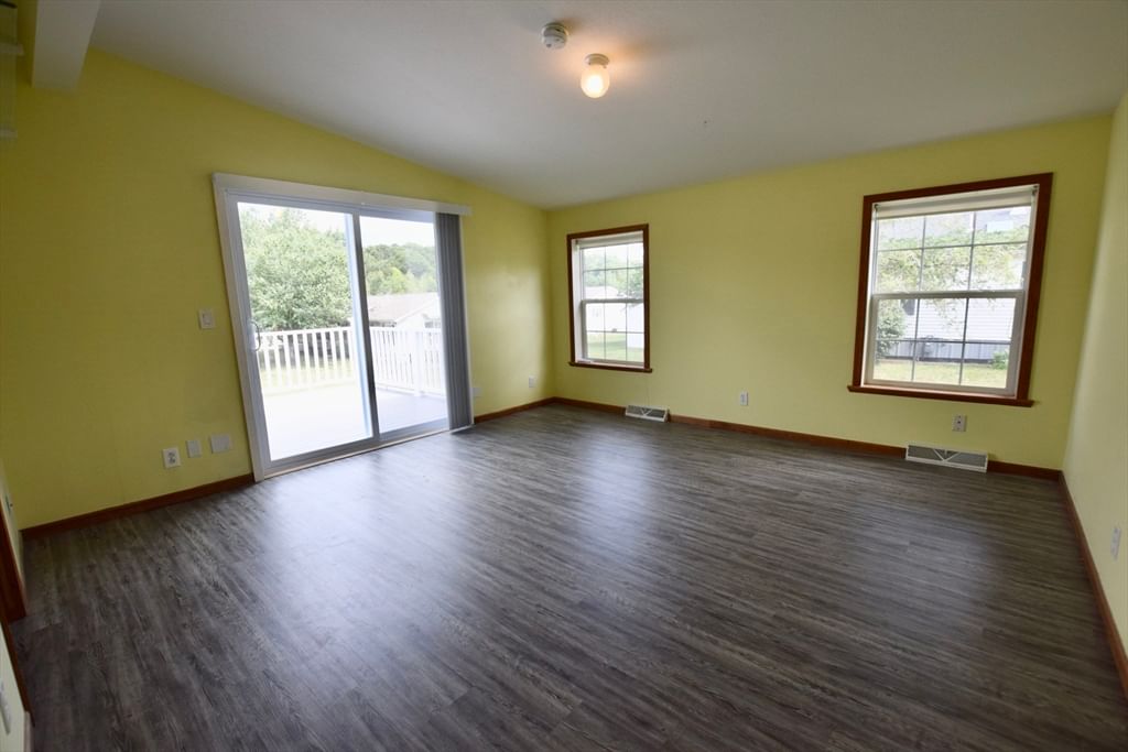 29 Lyn Ln. Middleboro — Photo 24 of 42
