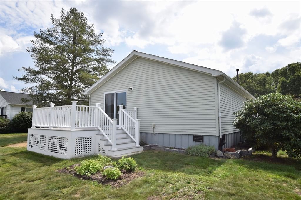 29 Lyn Ln. Middleboro — Photo 37 of 42