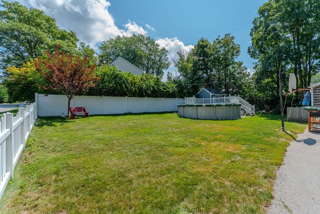 135 Thurber Ave Somerset — Photo 10 of 37