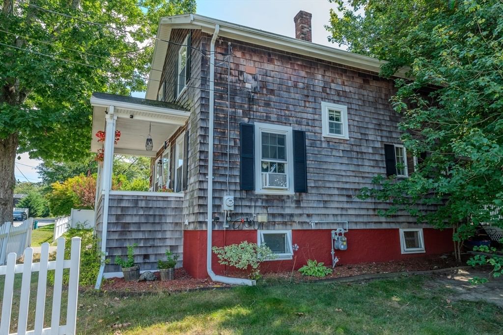 135 Thurber Ave Somerset — Photo 12 of 37