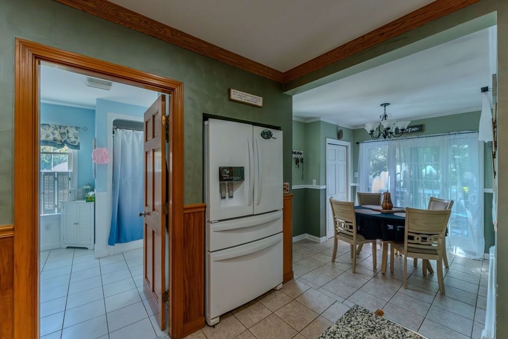 135 Thurber Ave Somerset — Photo 16 of 37
