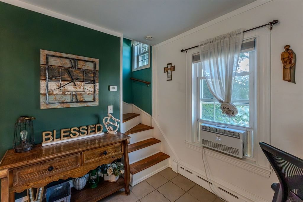 135 Thurber Ave Somerset — Photo 23 of 37
