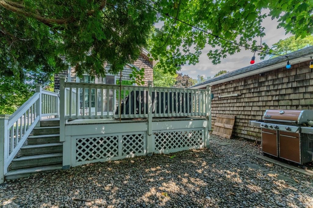 135 Thurber Ave Somerset — Photo 7 of 37