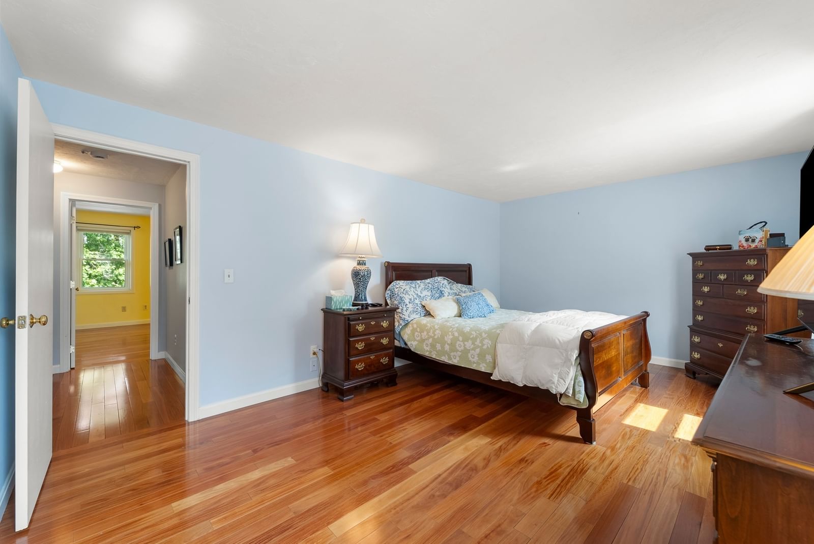128 Orton St Ext Worcester — Photo 15 of 24