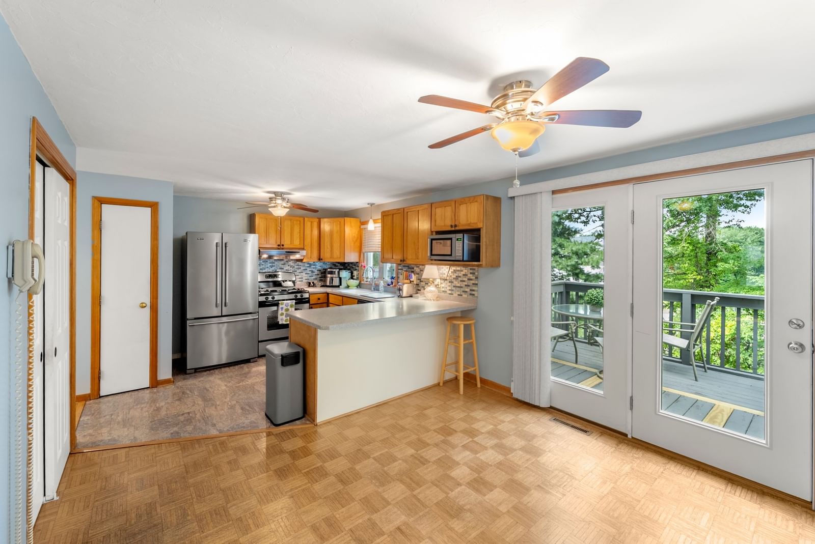 128 Orton St Ext Worcester — Photo 4 of 24