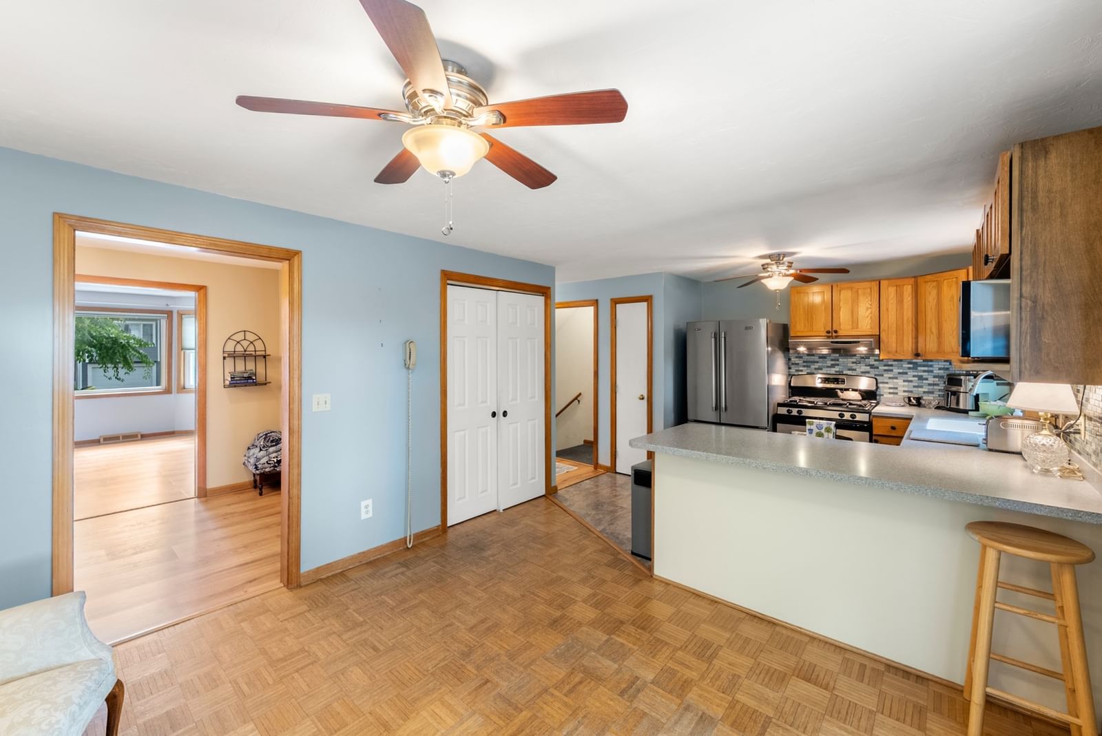 128 Orton St Ext Worcester — Photo 5 of 24