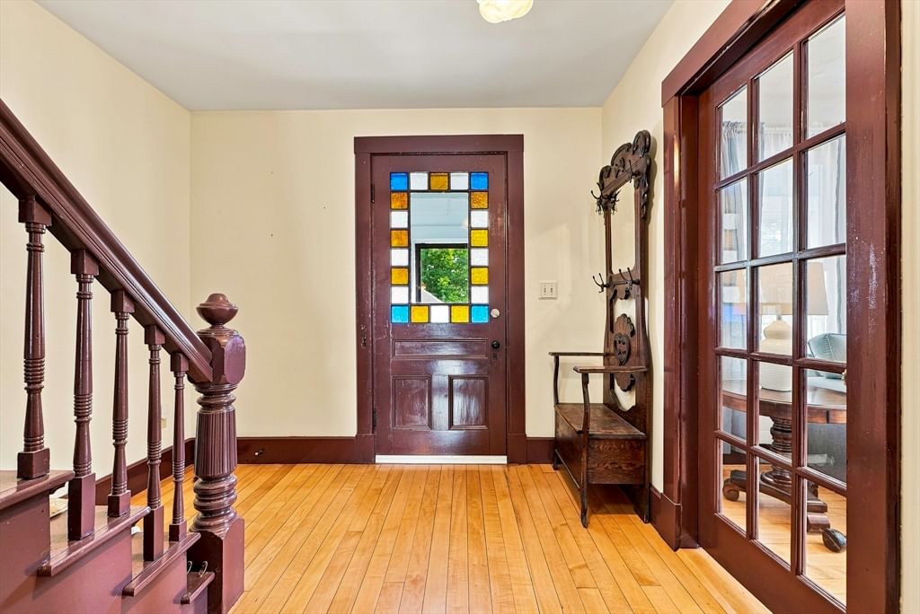 2 Gibbon Avenue Milford — Photo 5 of 41