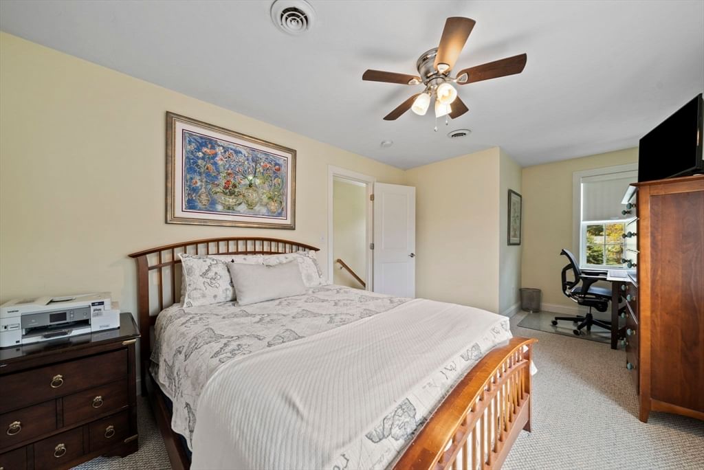 129 Bay Shore Dr Plymouth — Photo 12 of 41